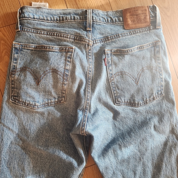 Levis Big E Jeans - Picture 5 of 12
